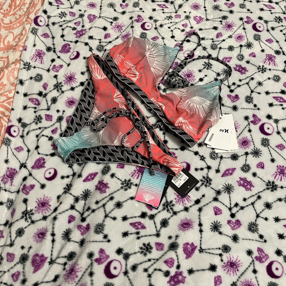 Hurley WAILEHUA REVERSABLE LEHUA🌸SIG ZANE pink&black👙L=Top MED=bottom RARE SUIT - Picture 10 of 13